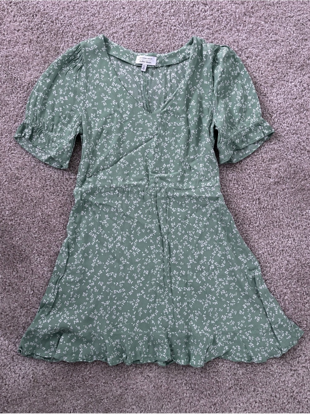 & Other Stories Sage Green Floral V-Neck Dress
